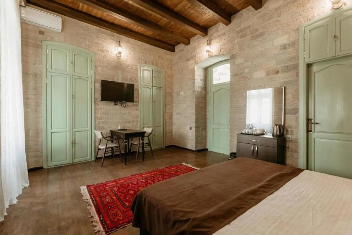 Qala Hotel Baku 0*,