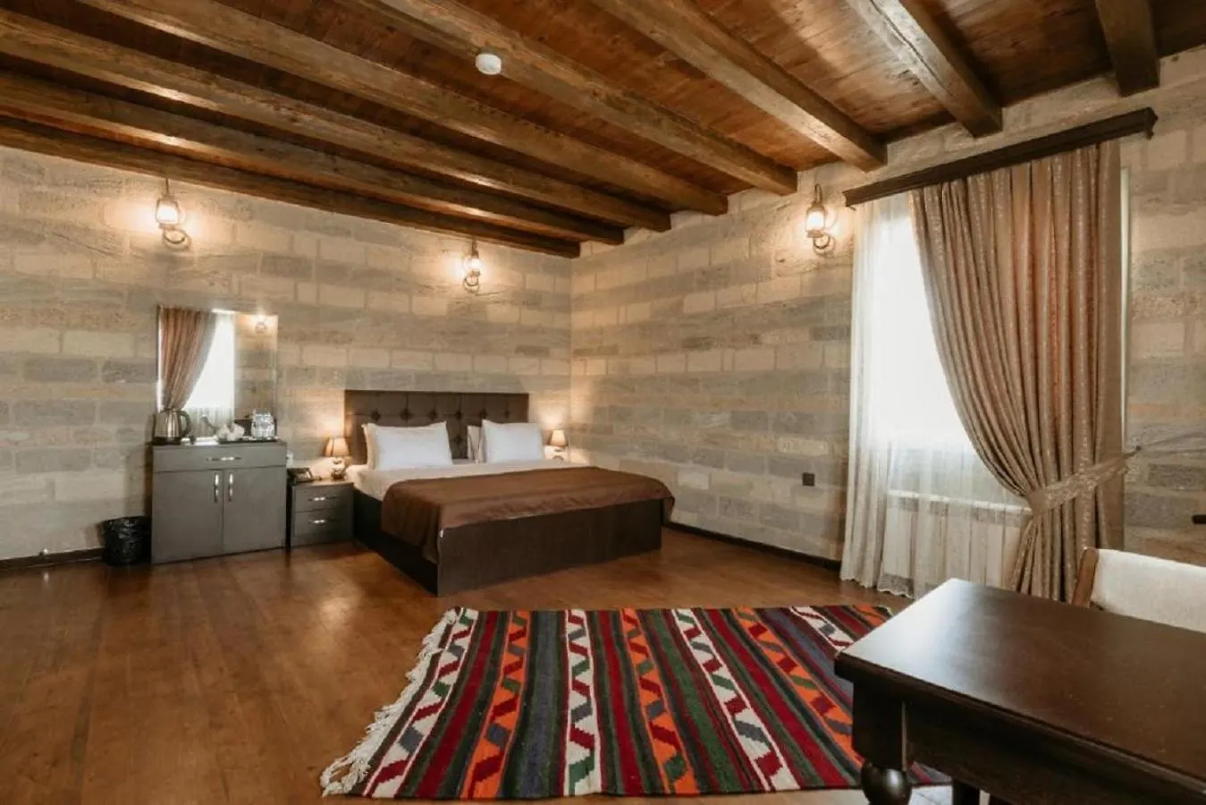Qesr Hot Iki Hotel Baku 0*,  Azerbaijan