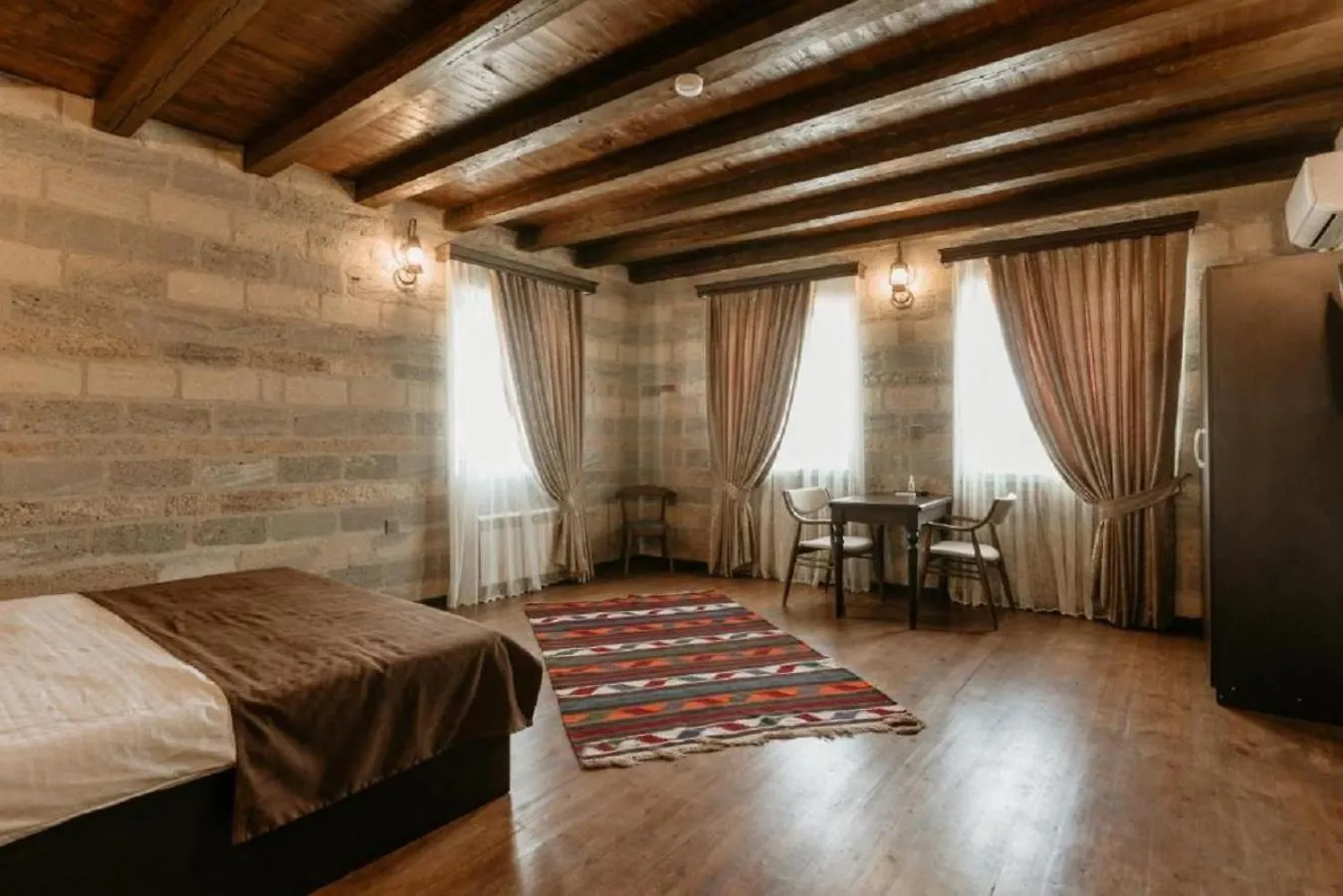 Qesr Hot Iki Hotel Baku Azerbaijan